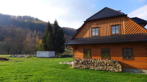 Roubenka Pod Čapím vrchem - Accommodation - Velké Losiny