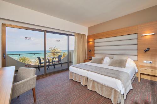 Hotel Playa Golf - image 4
