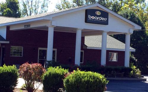 Boarders Inn & Suites by Cobblestone Hotels - Ashland City