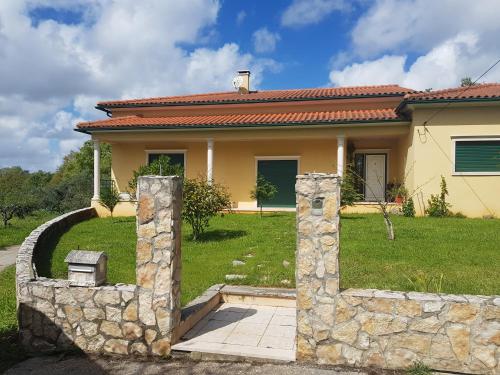  Casa da Floresta in Santiago da Guarda