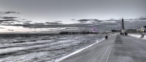 Rossall House - image 12