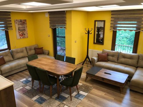  Silva Suites, Ferienwohnung in Uzungöl