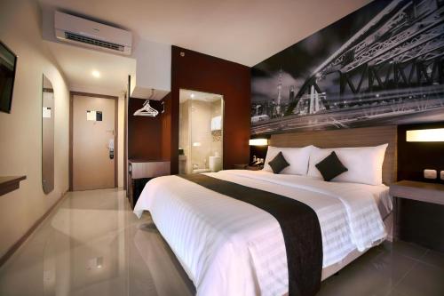 Hotel Neo Candi Simpang Lima - Semarang by ASTON