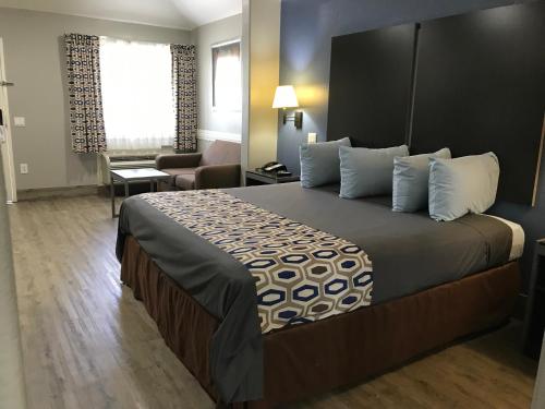 Camelot Inn and Suites in Houston, USA