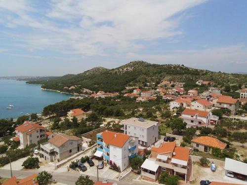  Apartment Gordana in Drage