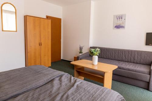 Hotel Kanarek - image 5