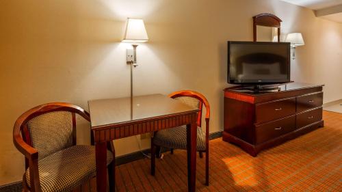 Best Western Plus West Covina Inn