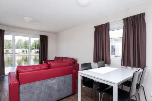 MB Noordiek Chalet - image 4
