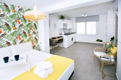 MONKÓ - LEMON & TROPYCAL APARTMENT o, Torremolinos (foto 9)