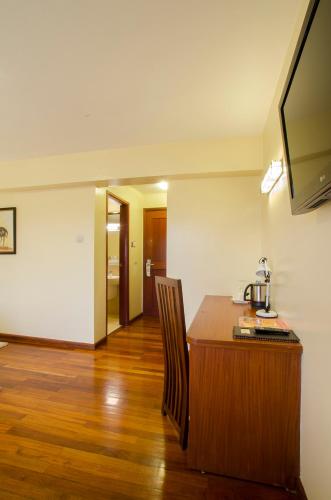 Waridi Paradise Hotel & Suites Room Type - Budget Double Room