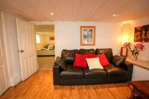 Cheltenham Garden Apartment, Cheltenham, Gloucestershire