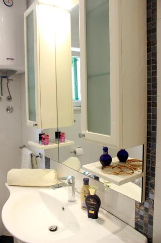 Two-Bedroom Apartment image 10