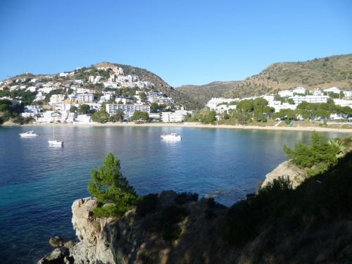 Piscines - Climatisation - Calme - WIFI - Plages - Vue - Bord de mer - Parking