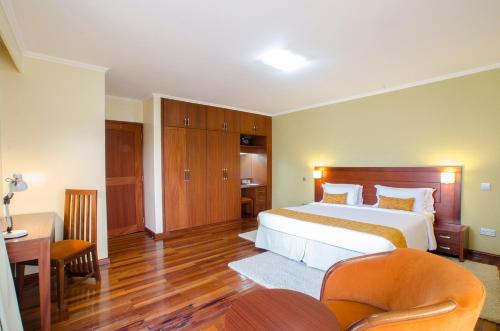 Waridi Paradise Hotel & Suites Room Type - One-Bedroom Suite