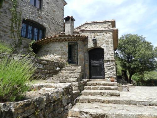 Chambre Cévennes: Piscine, lamas, rivière chambre d'hôte Lasalle