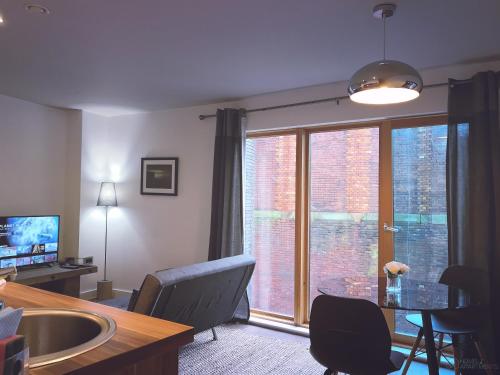 Homely Serviced Apartments - Blonk St photo 2