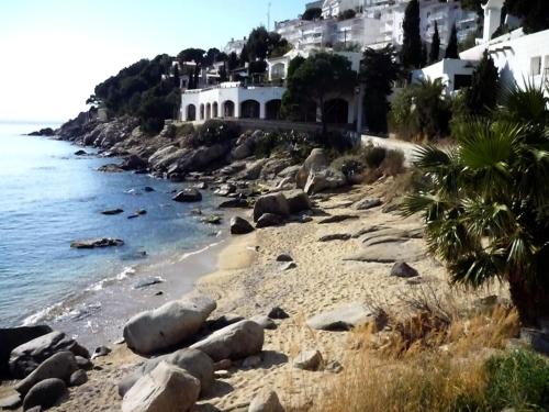 Piscines - Climatisation - Calme - WIFI - Plages - Vue - Bord de mer - Parking