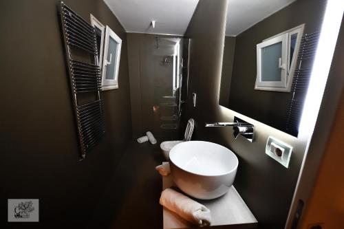 King Room with Spa Bath