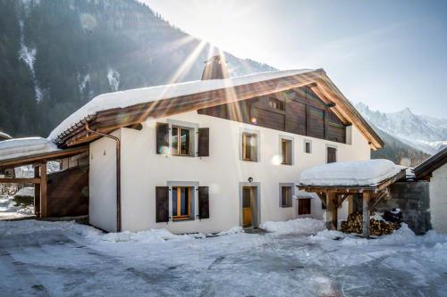 Les Iles 1776 - Accommodation - Chamonix