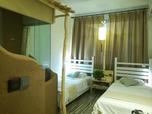 Right Here Hotel (Dunhuang International Youth Hostel)