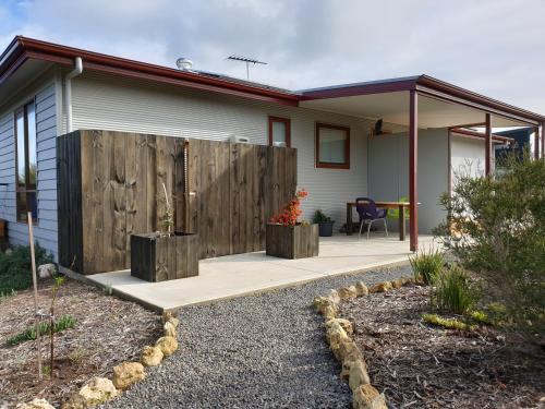 Samphire: Coorong Accommodation