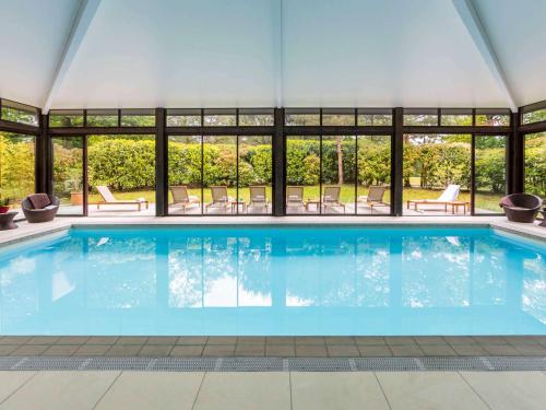 206151683 Cabot Bordeaux MGallery Collection