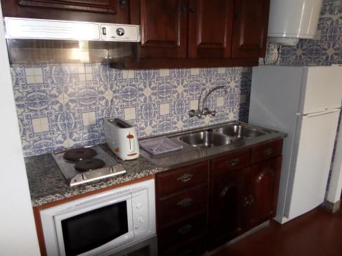 Apartamentos Turisticos Silchoro - image 5
