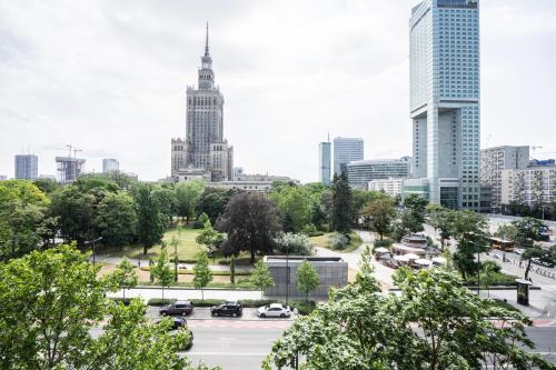 ★Bright, spacious apartment|Palace of Culture view★
