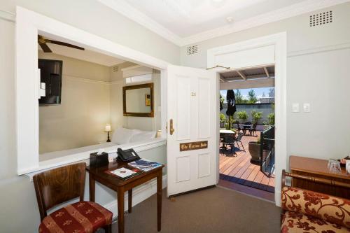 room detail thumbnail 0