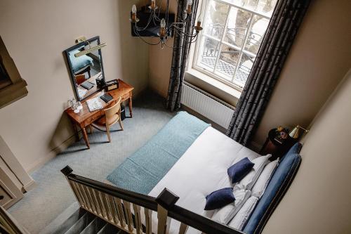Pembroke Townhouse - image 7