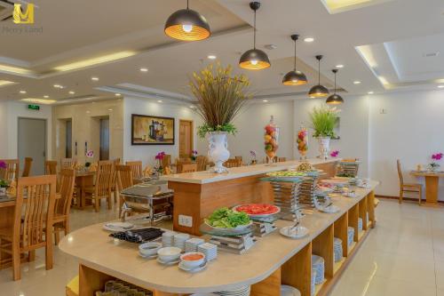 Merry Land Hotel