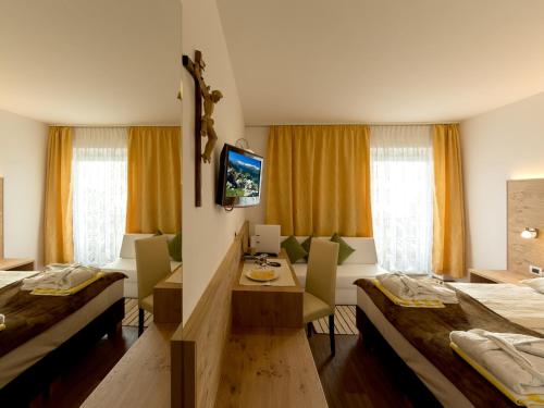 Hotel Kristall - image 6