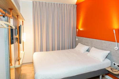Ibis Budget Aubenas - image 5