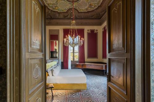Room Mate Andrea - Palazzo Platamone