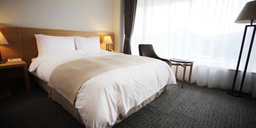 Inje Speedium Hotel & Resort Set in a prime location of Chuncheon-si, Inje speedium puts everything the city has to offer just outside your doorstep. The property offers guests a range of services and amenities designed to provid