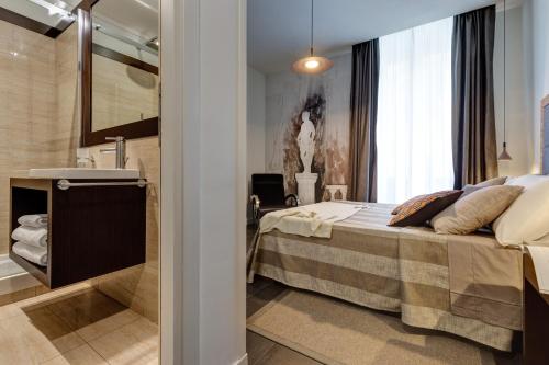 Intown Luxury House - image 14