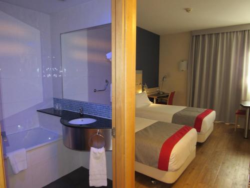 Holiday Inn Express Madrid-Alcorcón, an IHG Hotel
