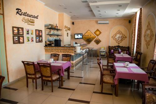 Restaurant, Silk Way Hotel in Aktau