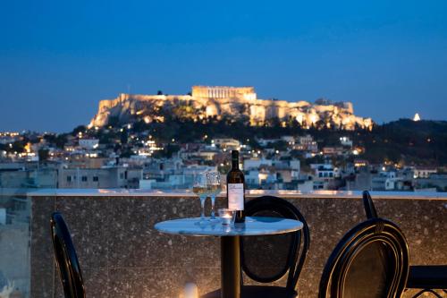 The Pinnacle Athens, Ateny