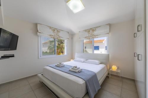 Protaras Villa Serifos By The Sea - image 3