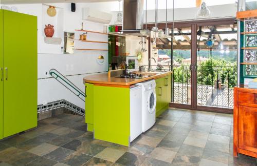 廚房, Studio avec vue panoramique in 皮熱泰涅