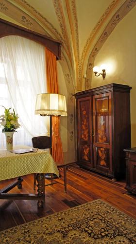 Grand Hotel Praha - image 5