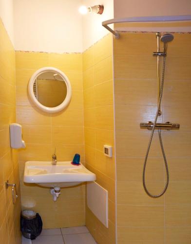 Ostello Castello Mina Della Scala