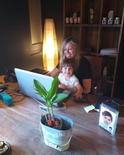  Hostal Rural Can Pau in Cantallops