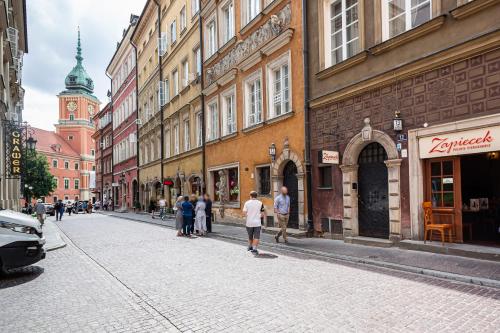 Apartments Warsaw Świętojańska by Renters - image 7