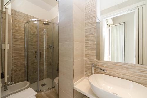 Triple Room with Sea View image 4