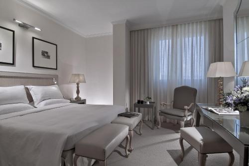 Starhotels Tuscany - image 3