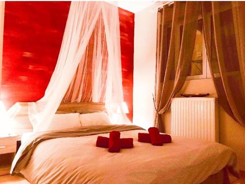  Tzortzina’s house in Artemida
