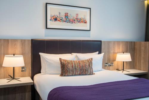 Deluxe Double Room image 3
