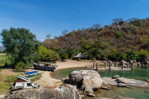 Mufasa Eco Lodge Monkey Bay